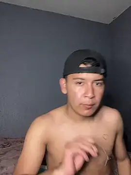 Snapshot of Oscar_Bratz chatting on February 16, 2025, 4:53 am Oscar Bratz online show from February 16, 2025, 4:53 am