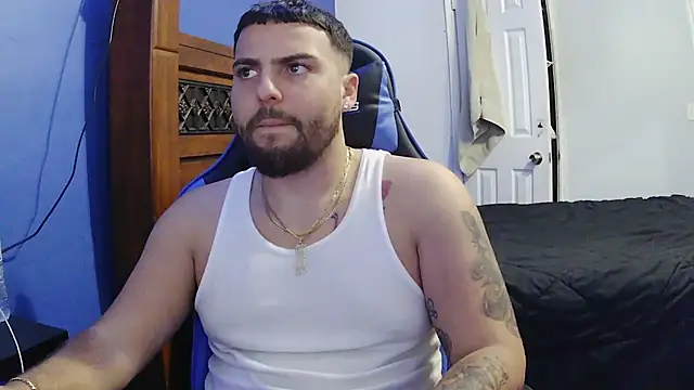 Snapshot of MasterKvn chatting on February 2, 2025, 11:11 pm MasterKvn online show from February 2, 2025, 11:11 pm