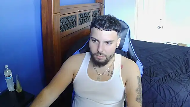 Snapshot of MasterKvn chatting on February 26, 2025, 6:15 pm MasterKvn online show from February 26, 2025, 6:15 pm