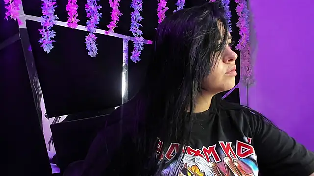 Victoria Rossy online show from September 29, 2025, 7:52 pm