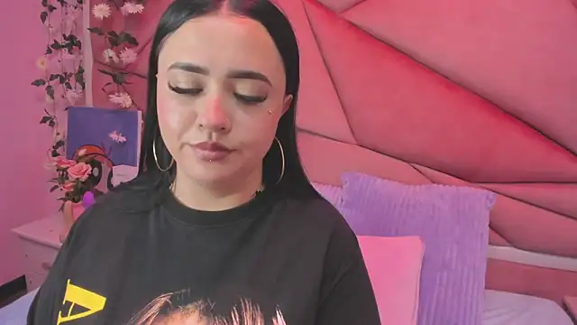 Victoria Rossy online show from September 26, 2025, 7:43 pm