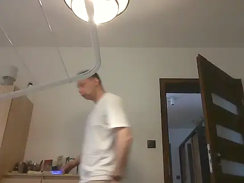 Nicetomeetyoubb online show from April 9, 2026, 8:31 am