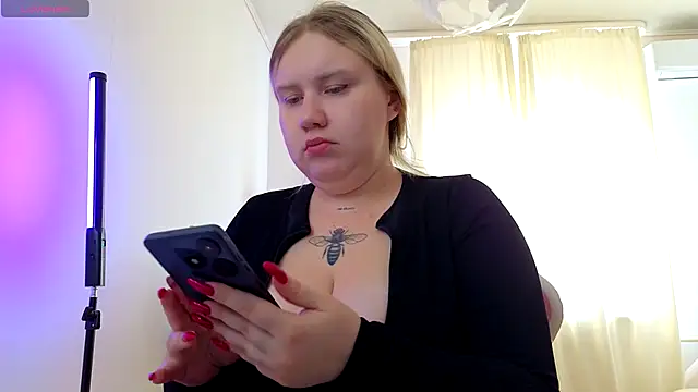 caseyrobbins online show from October 14, 2025, 5:41 am