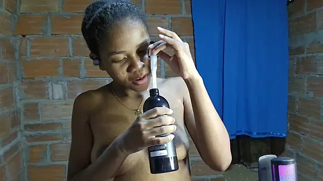 Luciia cute online show from November 29, 2025, 9:48 pm