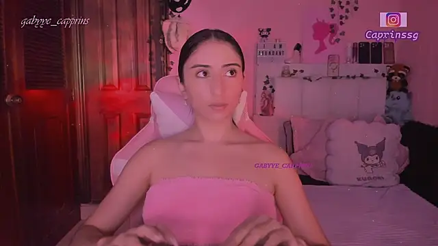 Snapshot of gabyye_capprins chatting on February 19, 2026, 12:29 am gabyye capprins online show from February 19, 2026, 12:29 am