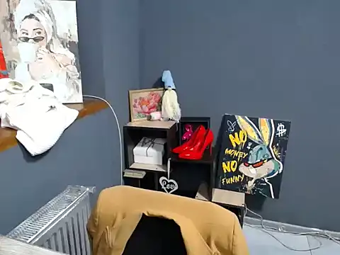 Snapshot of felicity_gold chatting on September 25, 2025, 6:19 am felicity gold online show from September 25, 2025, 6:19 am