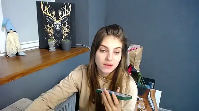 felicity gold online show from February 8, 2025, 8:09 am