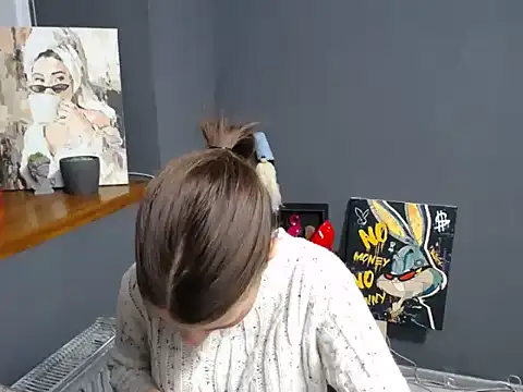 Snapshot of felicity_gold chatting on October 15, 2025, 6:00 am felicity gold online show from October 15, 2025, 6:00 am