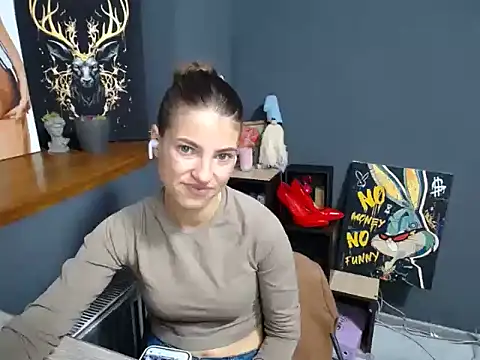 Snapshot of felicity_gold chatting on September 17, 2025, 6:26 am felicity gold online show from September 17, 2025, 6:26 am