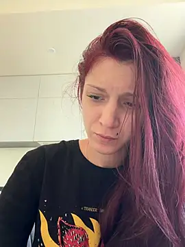 Snapshot of Kathleen_Meow chatting on May 18, 2026, 6:51 am Kathleen Meow online show from May 18, 2026, 6:51 am