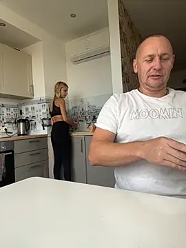 Snapshot of DonorDi chatting on October 20, 2025, 11:55 am DonorDi online show from October 20, 2025, 11:55 am