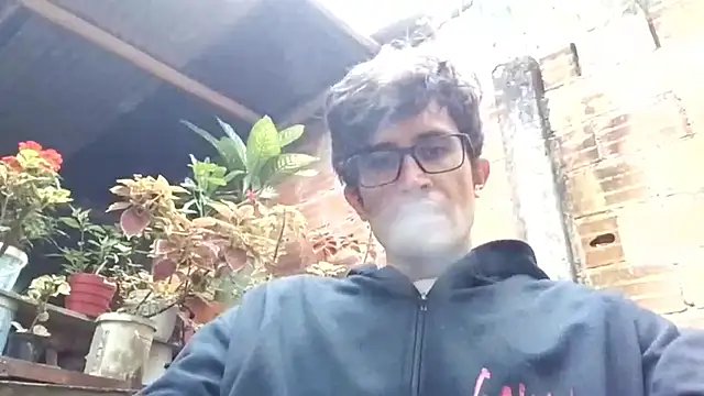 Loggan donnelly online show from February 9, 2026, 6:50 pm