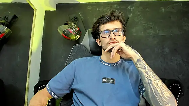 Loggan donnelly online show from September 10, 2025, 9:14 pm