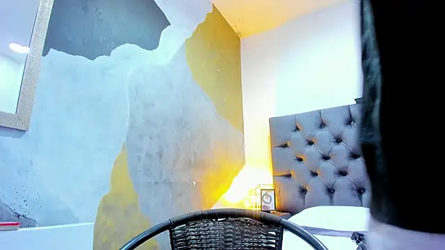 Loggan donnelly online show from February 27, 2025, 9:04 pm