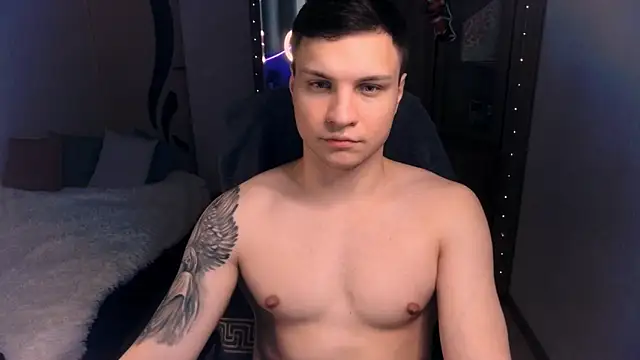 handsome guy01 online show from December 6, 2024, 9:40 pm