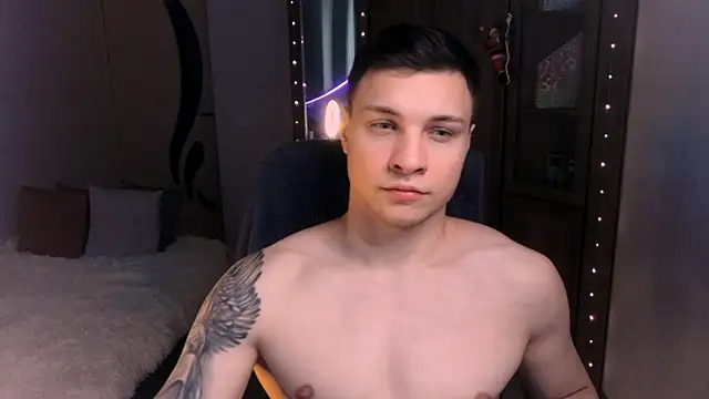 handsome guy01 online show from December 3, 2024, 8:22 am