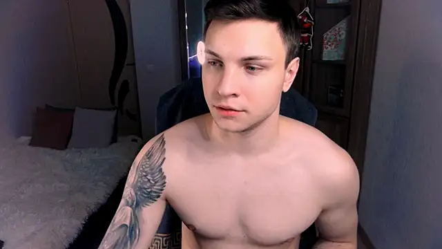 handsome guy01 online show from December 17, 2024, 4:56 am