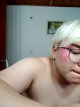 Snapshot of amalia_love chatting on September 20, 2025, 5:34 am amalia love online show from September 20, 2025, 5:34 am