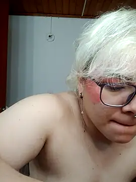 Snapshot of amalia_love chatting on October 30, 2025, 6:34 am amalia love online show from October 30, 2025, 6:34 am