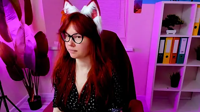 CarolGiggly online show from November 13, 2025, 9:40 pm