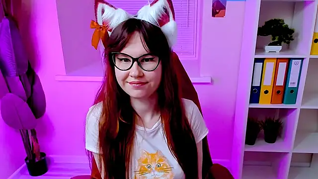 CarolGiggly online show from September 25, 2025, 2:23 pm