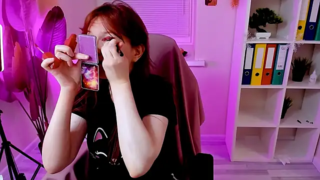 CarolGiggly online show from December 15, 2025, 2:06 am