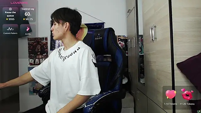 Snapshot of sr_jaeger chatting on February 14, 2026, 2:39 pm sr jaeger online show from February 14, 2026, 2:39 pm