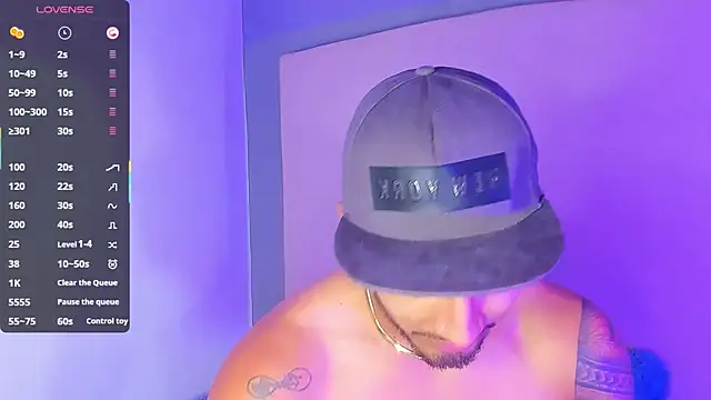 Snapshot of Yoi_Olimpo chatting on February 6, 2025, 6:46 pm Yoi Olimpo online show from February 6, 2025, 6:46 pm