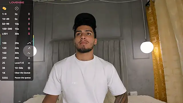 Snapshot of Yoi_Olimpo chatting on February 27, 2025, 12:45 pm Yoi Olimpo online show from February 27, 2025, 12:45 pm