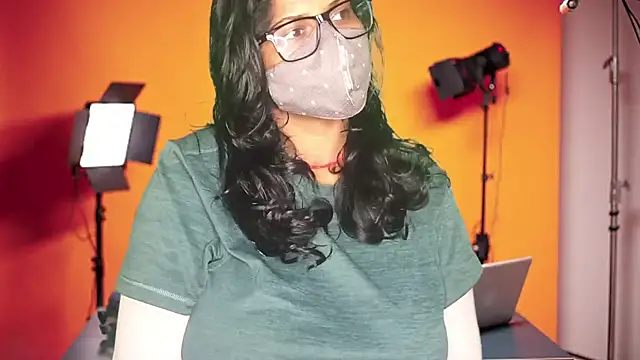 Snapshot of mamoni91 chatting on September 21, 2025, 1:44 am mamoni91 online show from September 21, 2025, 1:44 am