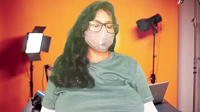 Snapshot of mamoni91 chatting on October 31, 2025, 3:14 am mamoni91 online show from October 31, 2025, 3:14 am