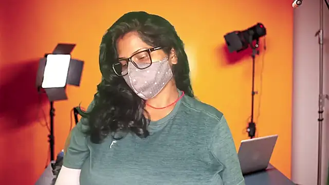 Snapshot of mamoni91 chatting on September 24, 2025, 2:51 am mamoni91 online show from September 24, 2025, 2:51 am