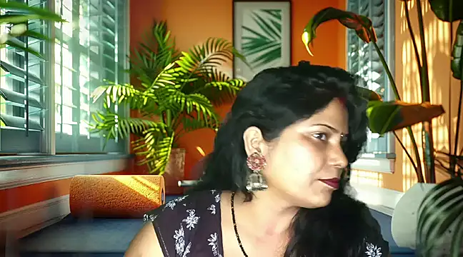 mamoni91 online show from March 8, 2025, 8:22 am