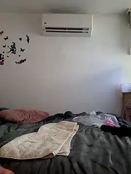 greekcouple online show from March 15, 2025, 11:39 pm