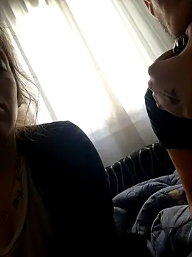 greekcouple online show from March 14, 2025, 4:51 pm