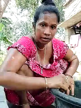 Hotty-dola online show from February 15, 2025, 4:47 am