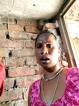 Hotty-dola online show from March 14, 2025, 5:02 pm