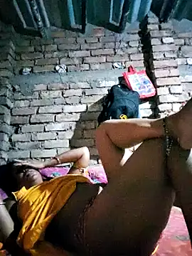 Hotty-dola online show from February 19, 2025, 4:34 am