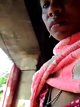 Hotty-dola online show from February 9, 2025, 2:28 am