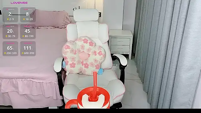 -Wendy   online show from February 7, 2025, 5:18 pm