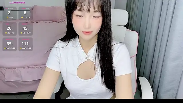 -Wendy   online show from February 7, 2025, 8:20 pm