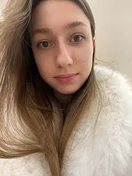 Lia  Love online show from January 24, 2025, 9:17 am