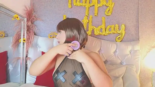 GABYTAYLOR  online show from March 25, 2026, 1:54 pm