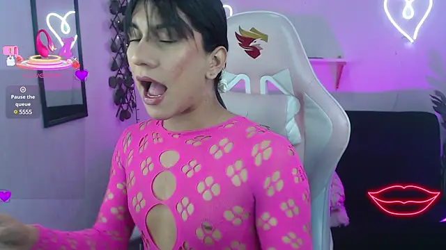 Tefy bratz online show from March 12, 2025, 12:36 pm