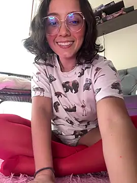 Kay LustyWife online show from February 14, 2025, 7:33 pm