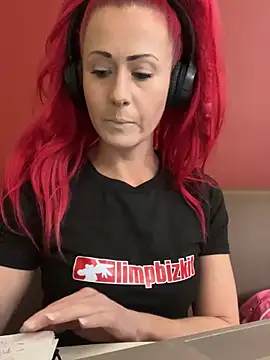 SweetSolez online show from October 18, 2025, 1:57 pm