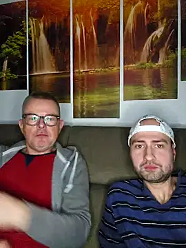 Snapshot of xxJANI2xx chatting on January 7, 2025, 6:14 pm xxJANI2xx online show from January 7, 2025, 6:14 pm