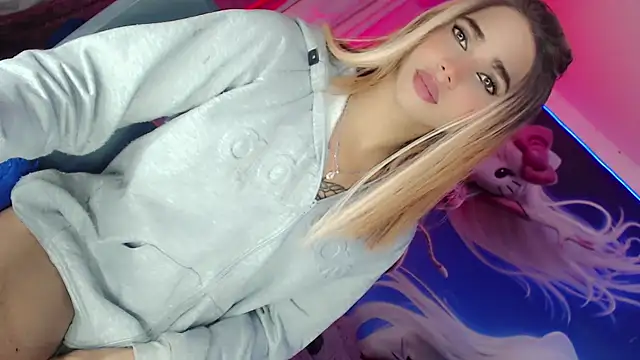 Snapshot of Thalia_girl21 chatting on February 28, 2025, 4:21 am Thalia girl21 online show from February 28, 2025, 4:21 am