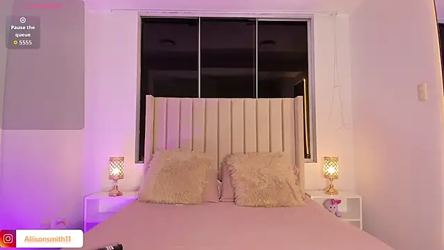 Snapshot of Aliison_Smith chatting on October 25, 2025, 3:38 am Aliison Smith online show from October 25, 2025, 3:38 am