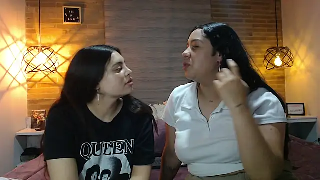 Snapshot of Scarlett_Jazmin chatting on December 20, 2025, 10:29 am Scarlett Jazmin online show from December 20, 2025, 10:29 am